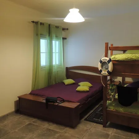 Paredes Da Vitoria Hébergement de vacances *