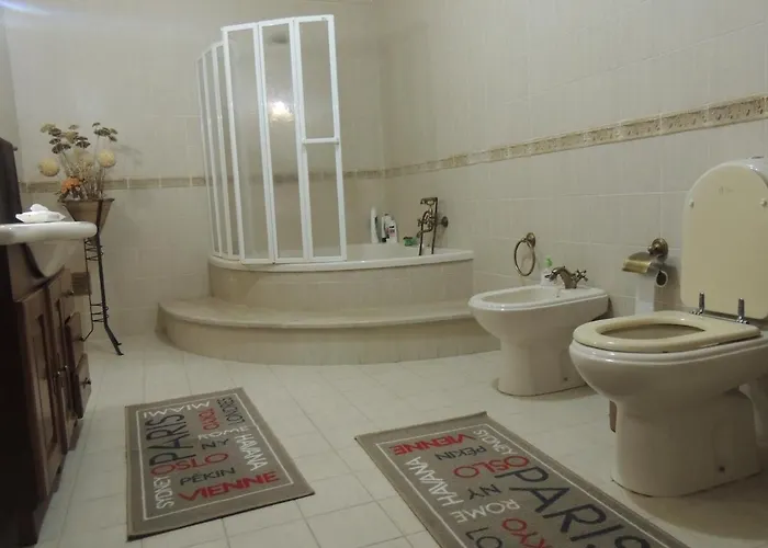 Paredes Da Vitória *